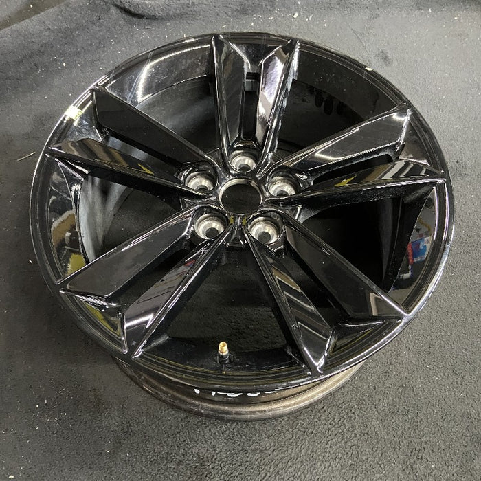 18" MUSTANG 24 18x8.5 5 split spoke Original OEM Wheel Rim - View 7
