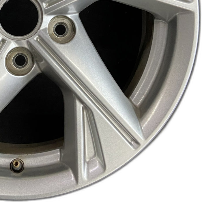 16" SONATA 20 gasoline 16x6.5 alloy ID 52910L0110 Original OEM Wheel Rim - Close-Up Detail