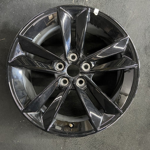 18" MUSTANG 24 18x8.5 5 split spoke Original OEM Wheel Rim - Front View