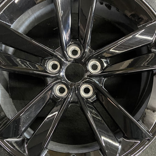 18" MUSTANG 24 18x8.5 5 split spoke Original OEM Wheel Rim - Angle View