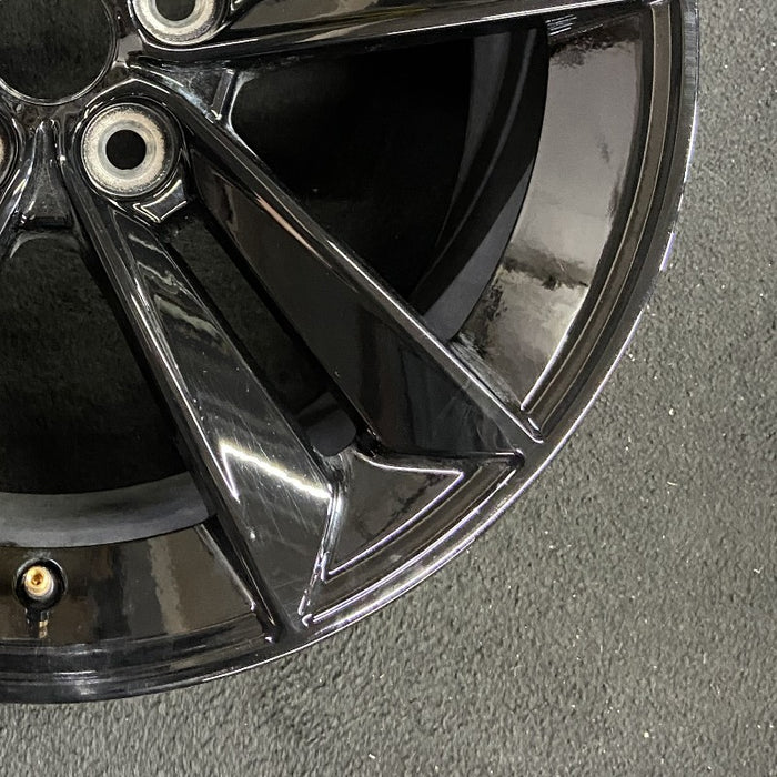 18" MUSTANG 24 18x8.5 5 split spoke Original OEM Wheel Rim - Back View