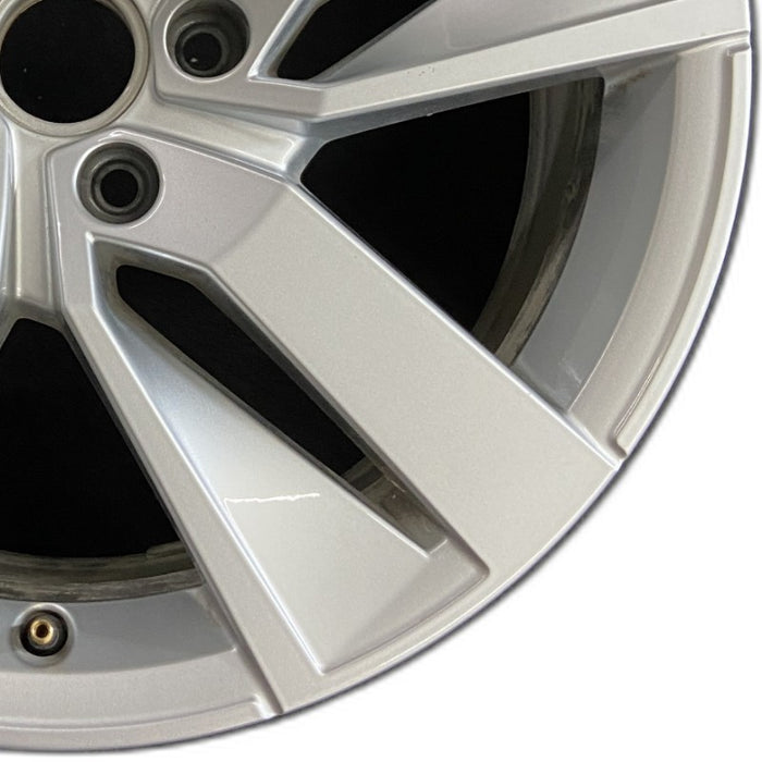 18" ATLAS 21-22 18x8 5 spoke double spoke Original OEM Wheel Rim - Close-Up Detail