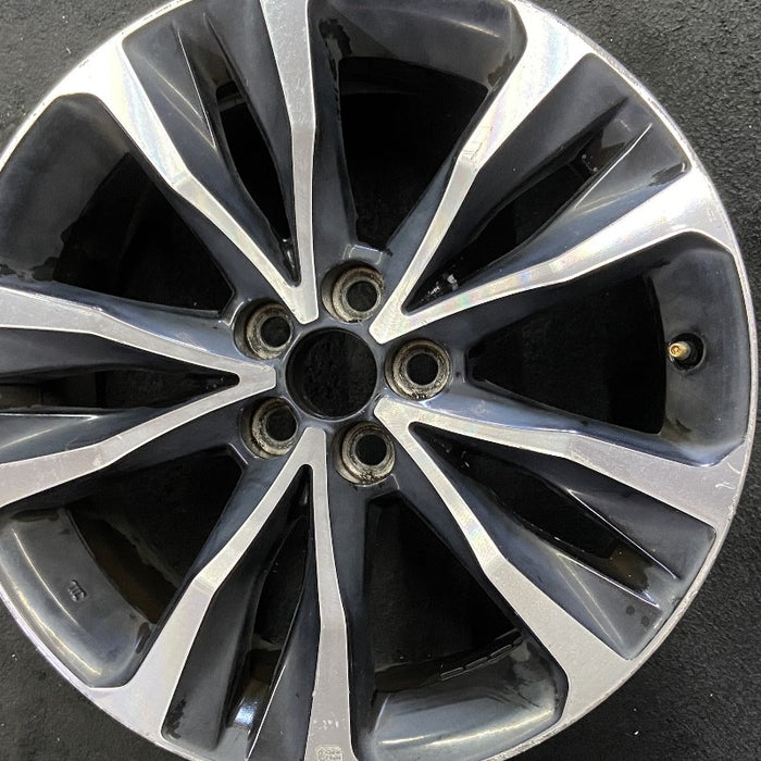 17" COROLLA 17 Sdn 17x7 alloy 10 spoke split spoke black accent Original OEM Wheel Rim