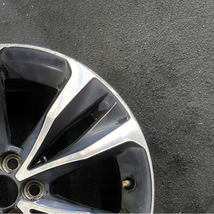 17" COROLLA 17 Sdn 17x7 alloy 10 spoke split spoke black accent Original OEM Wheel Rim