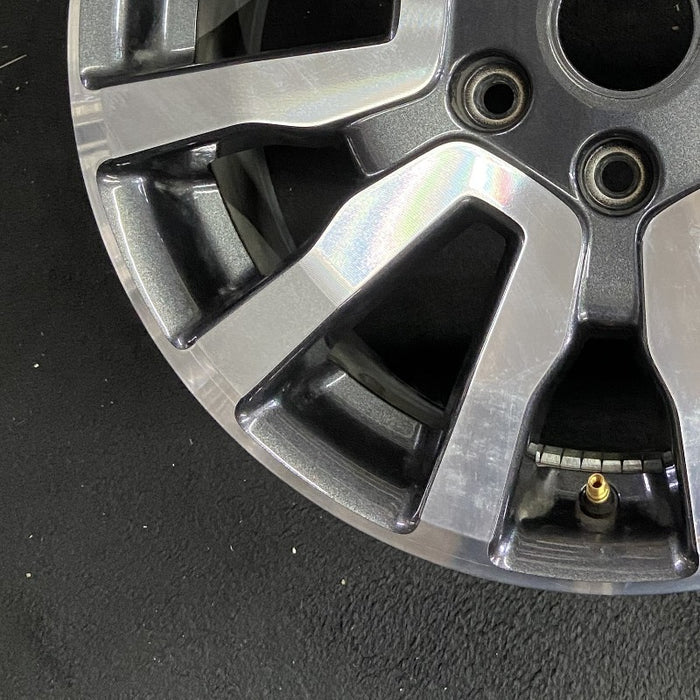 18" RANGER 19 18x8 aluminum 6 spoke machined face with pockets center in gray V spoke Original OEM Wheel Rim