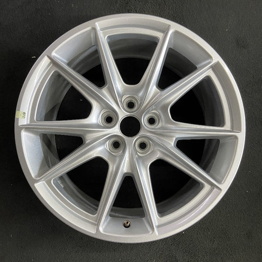 19" MUSTANG 24 19x8.5 5 spoke V spoke Original OEM Wheel Rim - Front View