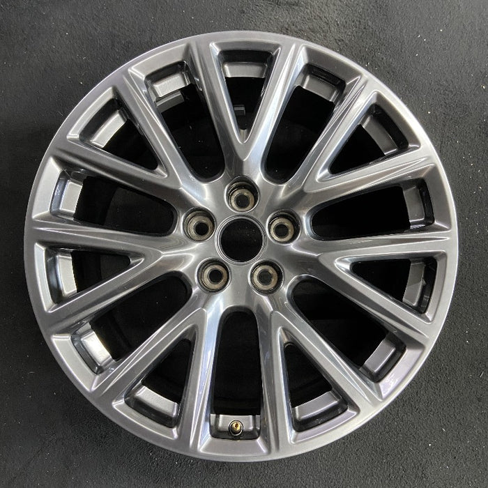 20" XT4 19-20 20x8.5 7 Y spoke black metallic opt SHL Original OEM Wheel Rim - Front View