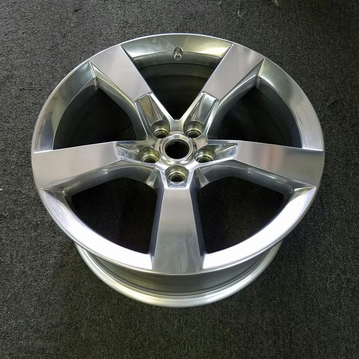 20" CAMARO 10-11 20x9 , , polished Original OEM Wheel Rim - Close-Up Detail