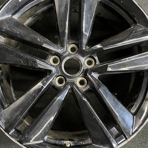 19" MUSTANG 15 19x9 TPMS 10 spoke 5 split spokes Original OEM Wheel Rim - Angle View