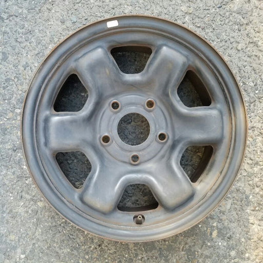 17" DURANGO 04-05 , 17x7 Original OEM Wheel Rim - Angle View