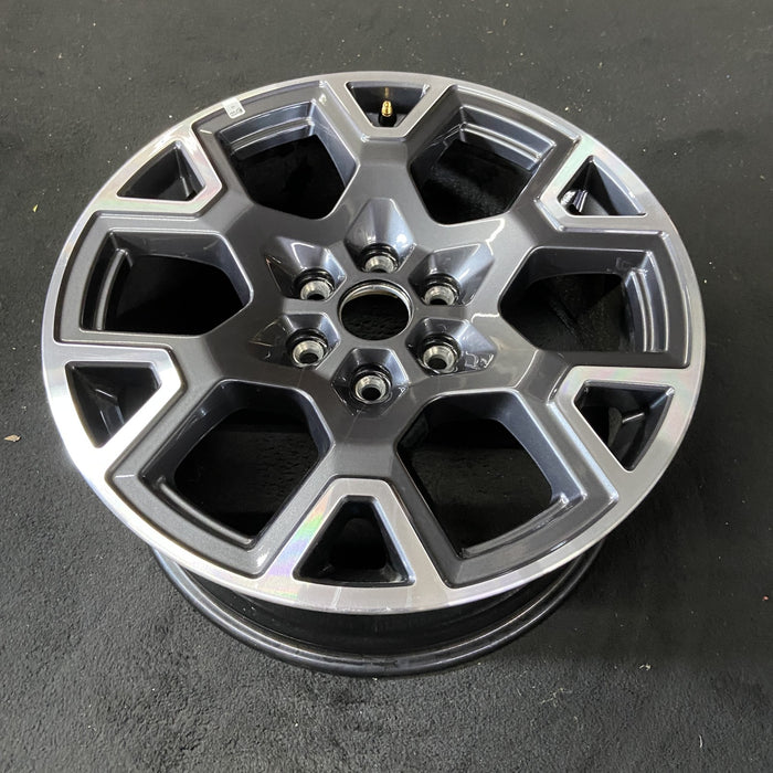 20" FORD F150 PICKUP 25 20x8.5, , single spoke, , silver Original OEM Wheel Rim - Close-Up Detail