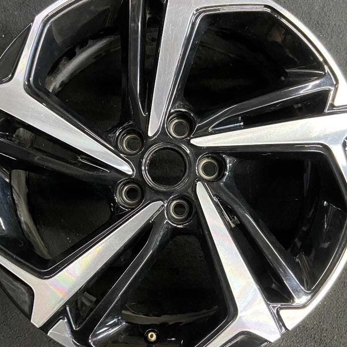18" TRAILBLAZER 21-23 18x7.5 opt PZW Original OEM Wheel Rim - Angle View