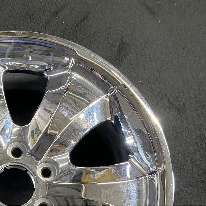 20" AVALANCHE 1500 06 20x8.5 polished 6 spoke single spokes flared Original OEM - Close-Up Detail