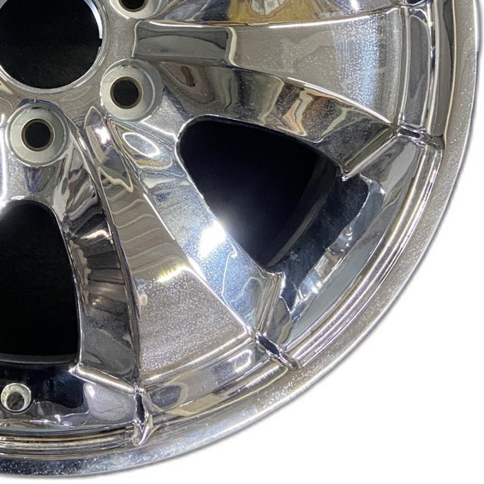 20" AVALANCHE 1500 06 20x8.5 polished 6 spoke single spokes flared Original OEM - Close-Up Detail