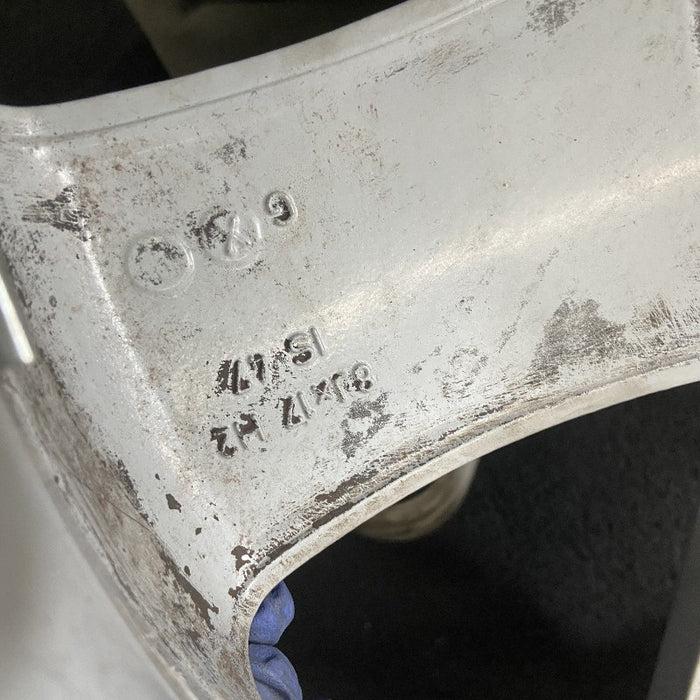 17" BMW 320i 01-05 Sdn Canada market 17x8 alloy 5 spoke creased spoke Original OEM Wheel Rim