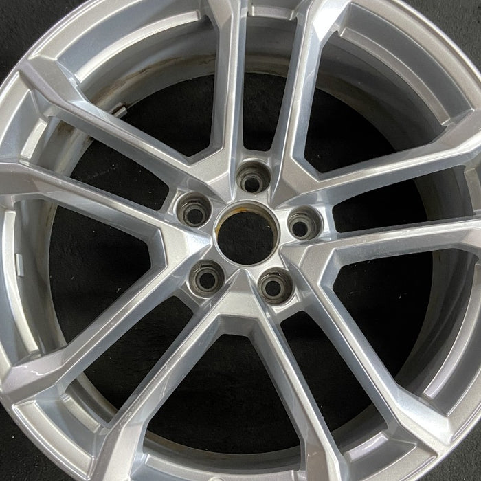 19" AUDI R8 17-18 19x8.5 frt 5 double spoke Original OEM Wheel Rim - Angle View