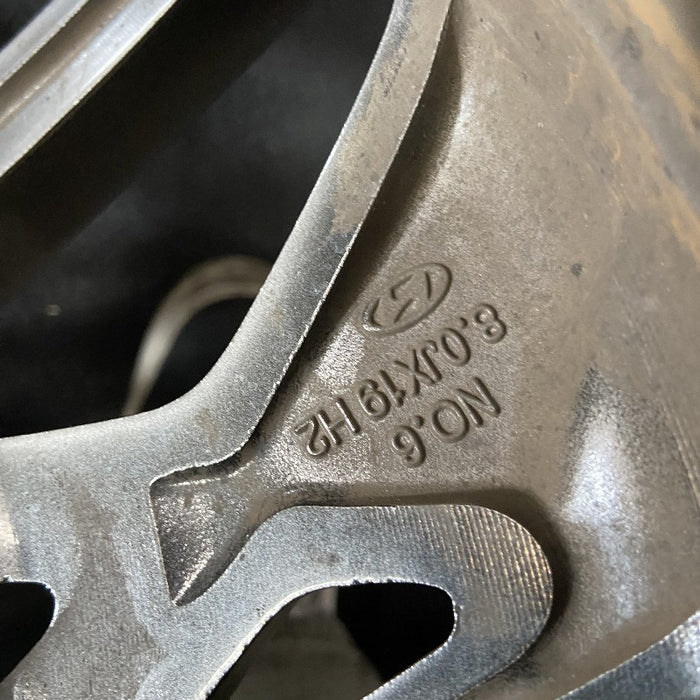 19" GV70 22-24 19x8 alloy twisted spoke Original OEM Wheel Rim