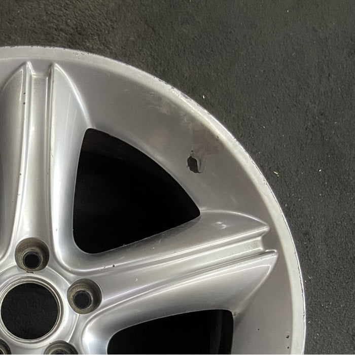 19" MUSTANG 10 19x8.5 TPMS 5 spoke silver Original OEM Wheel Rim - Close-Up Detail