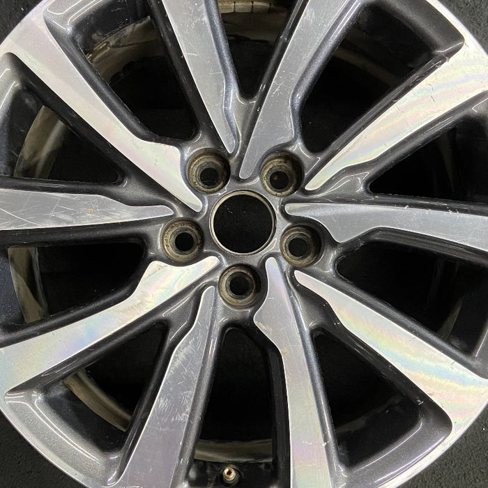 18" MKC 19 18x8 aluminum 10 spoke machined face with pockets Original OEM Wheel Rim