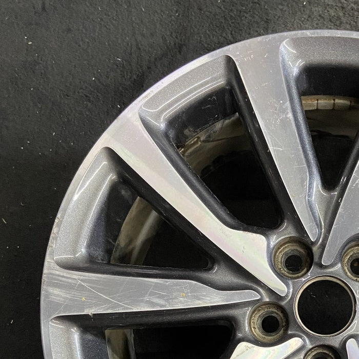 18" MKC 19 18x8 aluminum 10 spoke machined face with pockets Original OEM Wheel Rim