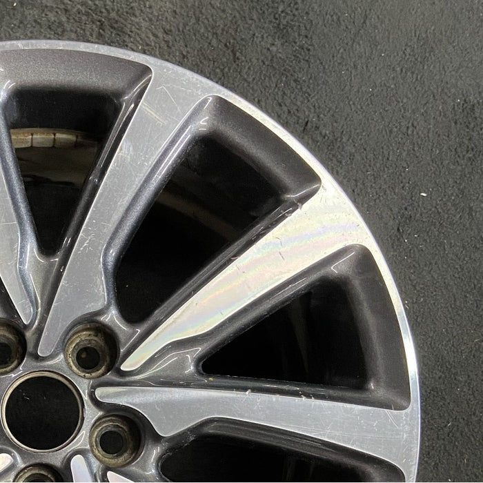 18" MKC 19 18x8 aluminum 10 spoke machined face with pockets Original OEM Wheel Rim