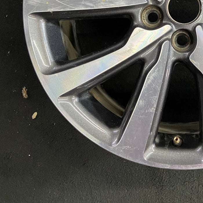 18" MKC 19 18x8 aluminum 10 spoke machined face with pockets Original OEM Wheel Rim