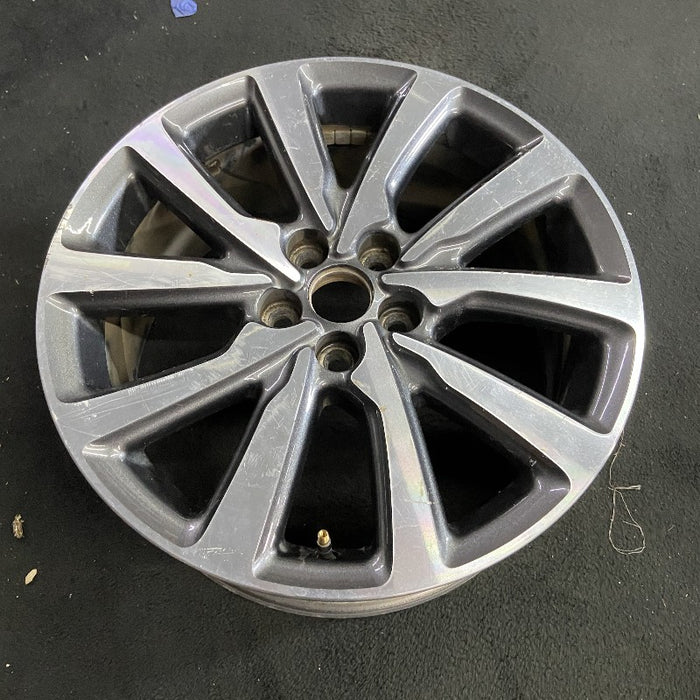 18" MKC 19 18x8 aluminum 10 spoke machined face with pockets Original OEM Wheel Rim