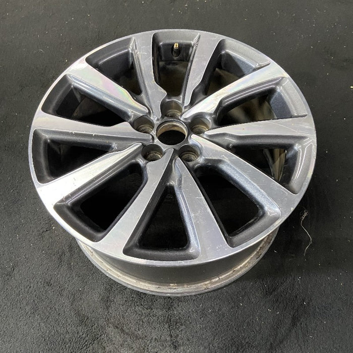 18" MKC 19 18x8 aluminum 10 spoke machined face with pockets Original OEM Wheel Rim