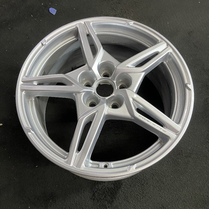 19" CORVETTE 20-22 frt 19x8.5 5 spoke gloss silver opt Q8P Original OEM Wheel - View 7