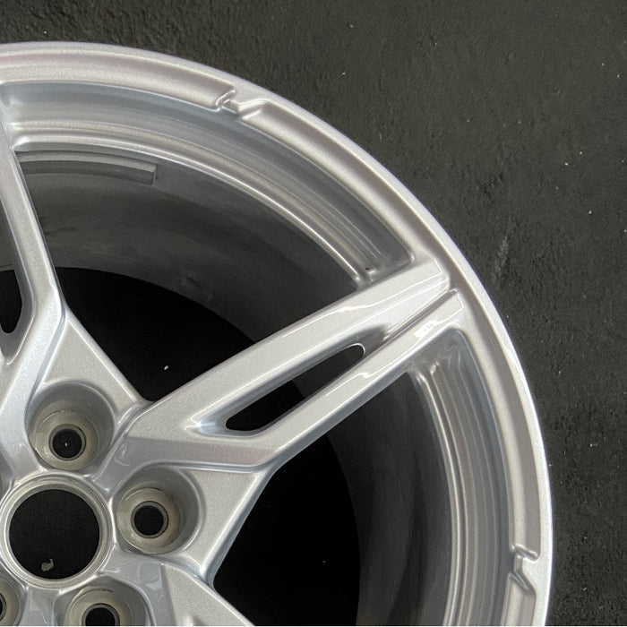 20" CORVETTE 20-22 rear 20x11 5 spoke gloss silver opt Q8P Original OEM Wheel - Close-Up Detail