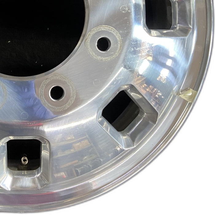 18" SIERRA 3500 PICKUP 24 DRW 18x6.5 frt Original OEM Wheel Rim - Close-Up Detail