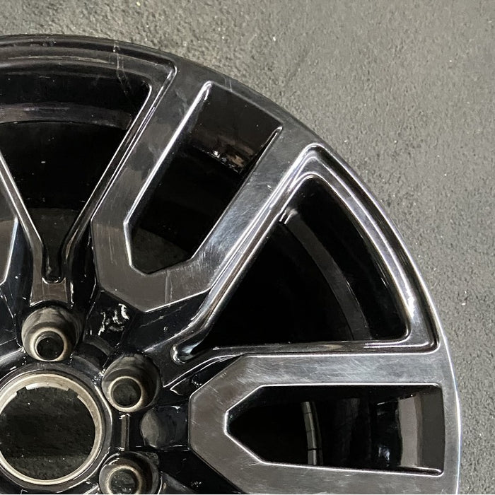 20" SIERRA 1500 PICKUP 19 20x9 12 spoke opt RD3 Original OEM Wheel Rim - Close-Up Detail
