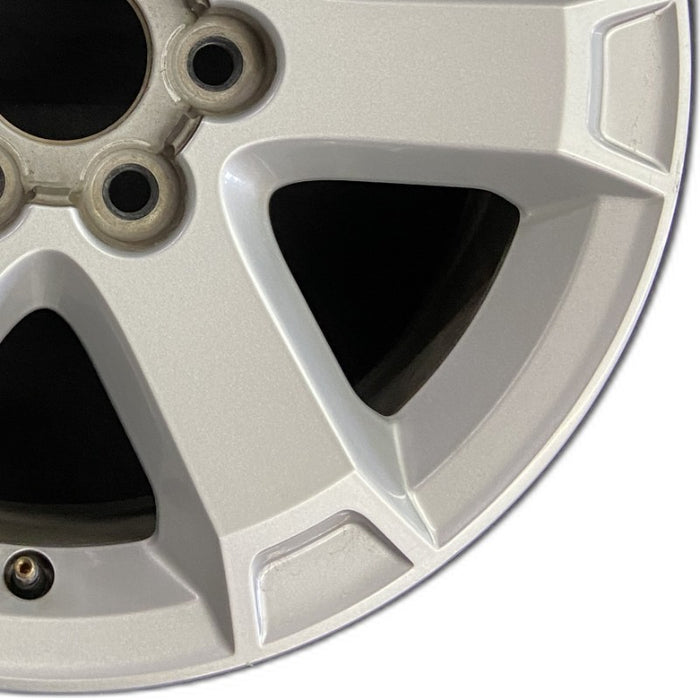 18" ACADIA 13-16 18x7.5 6 spoke Original OEM Wheel Rim - Close-Up Detail
