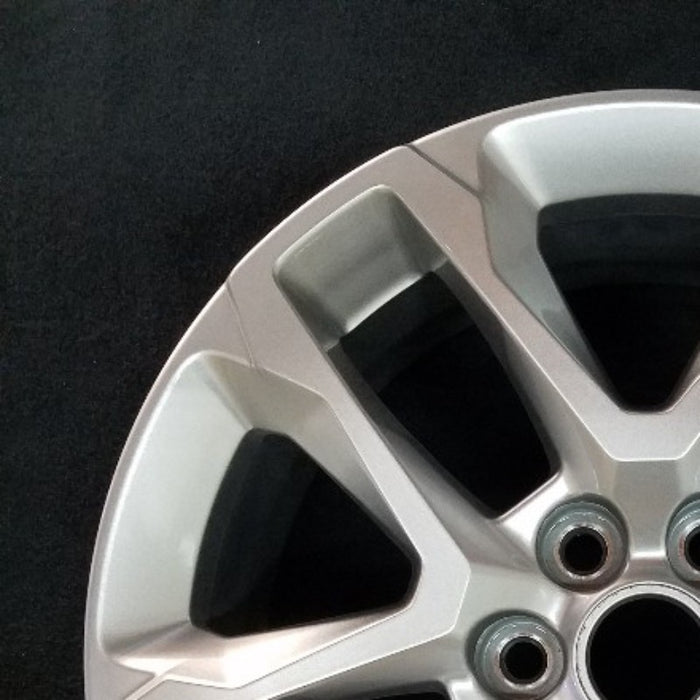 18" TRAVERSE 18-19 18x7.5 opt RT1 Original OEM Wheel Rim - Side Profile