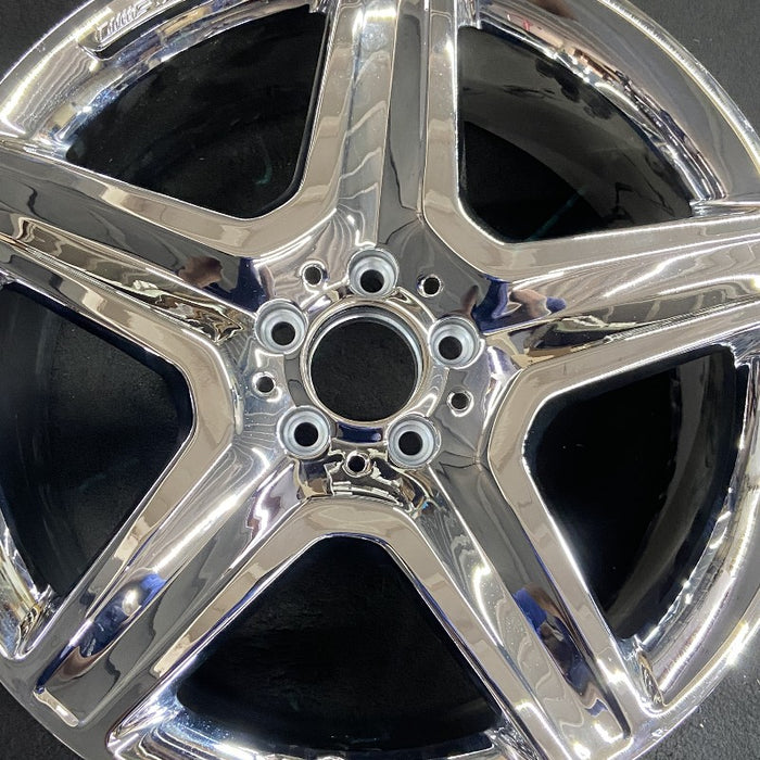 20" MERCEDES GLE-CLASS 16 166 Type SUV VIN D 4th digit GLE300d 20x9 w/AMG - Angle View