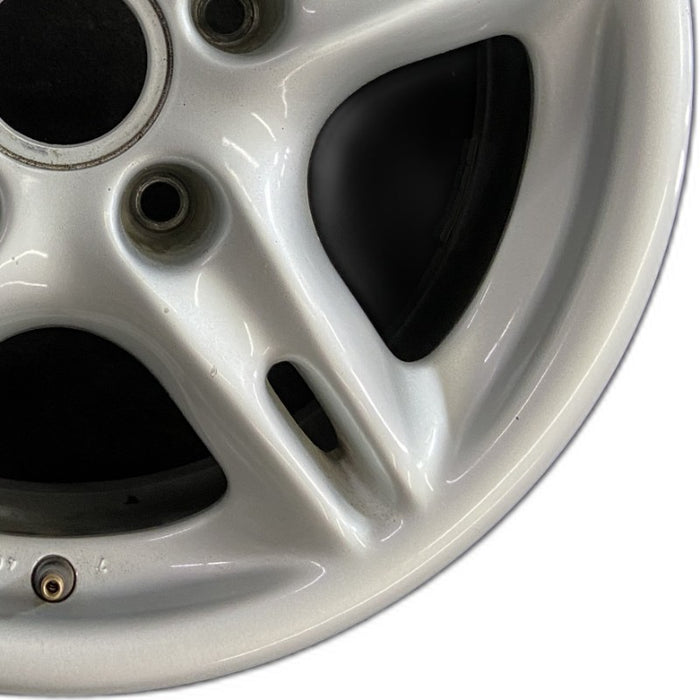 16" PORSCHE BOXSTER 97-04 16x6 frt Original OEM Wheel Rim - Close-Up Detail