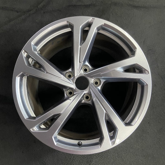 20" E-TRON GT 22-24 20x11 silver Original OEM Wheel Rim - Additional View