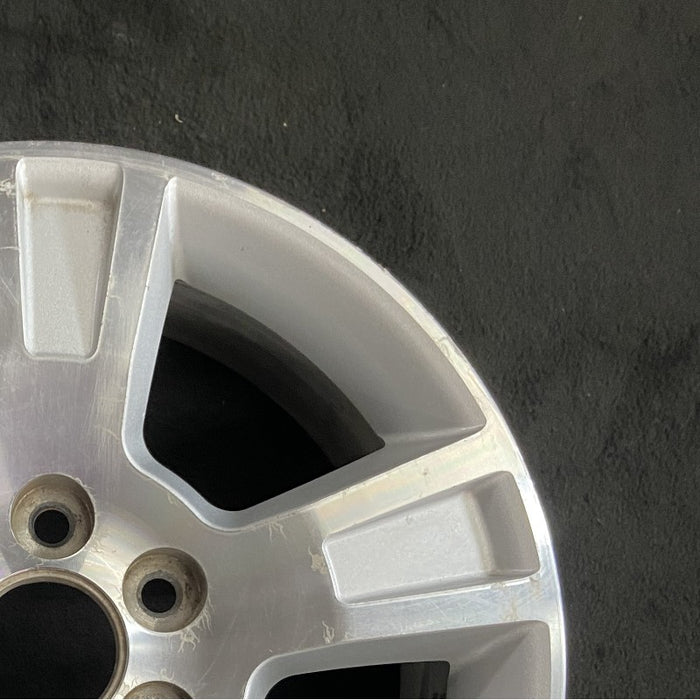 18" ACADIA 07 18x7.5 5 spoke ultra bright finish opt QT5 Original OEM Wheel Rim - Close-Up Detail