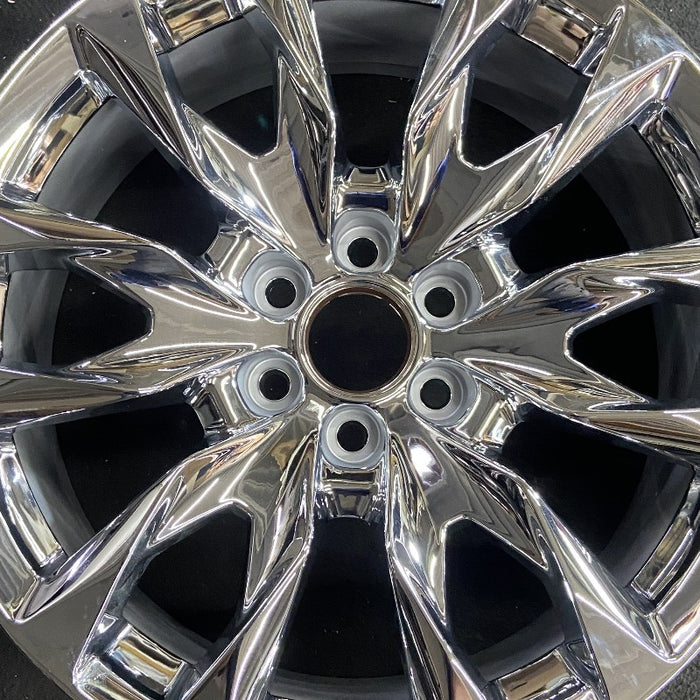 22" SIERRA 1500 PICKUP 23 22x9 raised spoke 12 spoke chrome opt SSI Original - Angle View