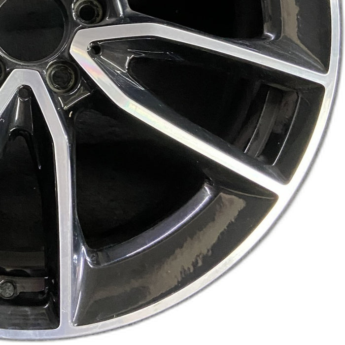 19" MERCEDES C-CLASS 20-21 205 Type C43 Cvertible 19x8.5 10 spoke machined face - Close-Up Detail