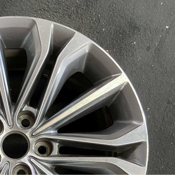 18" G80 17 18x8 Original OEM Wheel Rim - Close-Up Detail