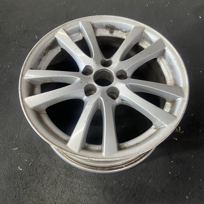 18" LEXUS IS250 08 18x8.5 , 5 double spoke Original OEM Wheel Rim - Close-Up Detail