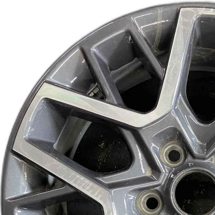 18" WRANGLER 24 18x7.5 20 spoke opt WPA Original OEM Wheel Rim - Angle View