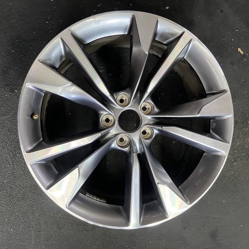 20" INFINITI QX60 22-24 20x8 , 5 V spoke Original OEM Wheel Rim - Angle View