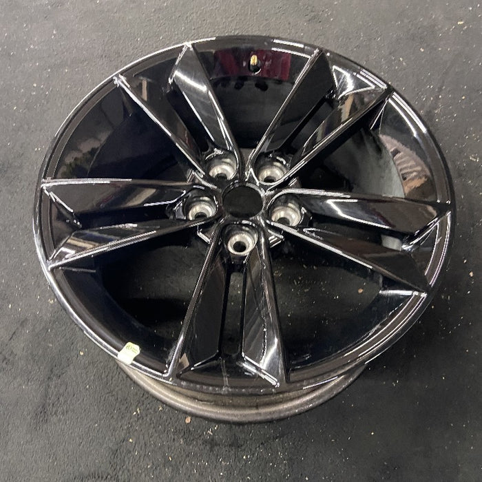 18" MUSTANG 24 18x8.5 5 split spoke Original OEM Wheel Rim - View 8