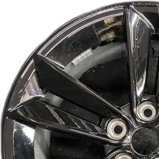 18" MUSTANG 24 18x8.5 5 split spoke Original OEM Wheel Rim - Angle View