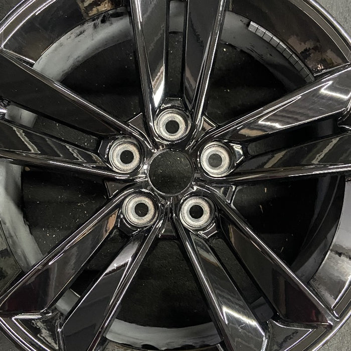 18" MUSTANG 24 18x8.5 5 split spoke Original OEM Wheel Rim - Angle View