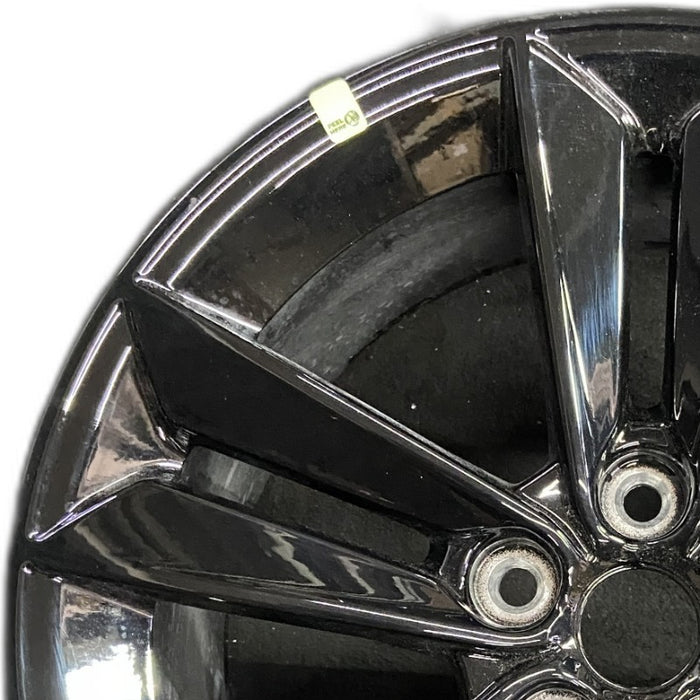 18" MUSTANG 24 18x8.5 5 split spoke Original OEM Wheel Rim - Angle View
