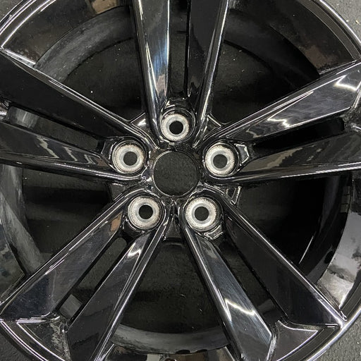 18" MUSTANG 24 18x8.5 5 split spoke Original OEM Wheel Rim - Angle View