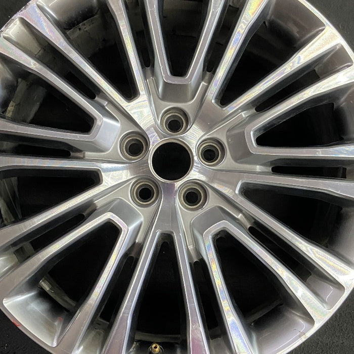 20" MKX 16-18 20x8 aluminum 20 spoke machined face with background Original OEM Wheel Rim